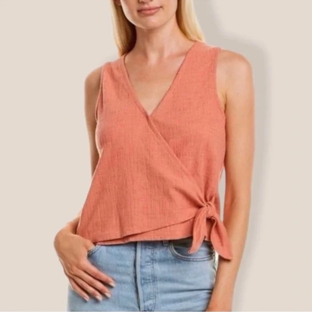 Madewell texture & thread sleeveless wrap shirt coral orange